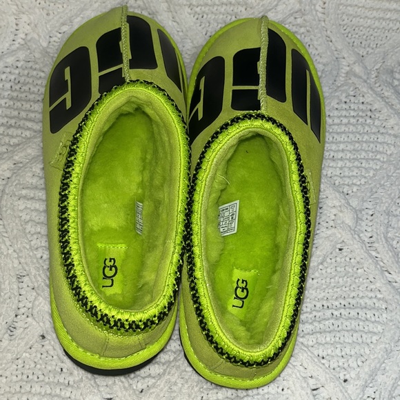 UGG Tasman Slippers NEW with tag neon green slip on plush wool blend Mens - Picture 2 of 4